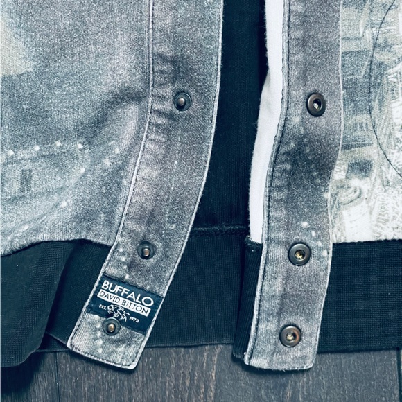 Buffalo City Skyline Distressed Vintage Unisex Jacket - Picture 8 of 8